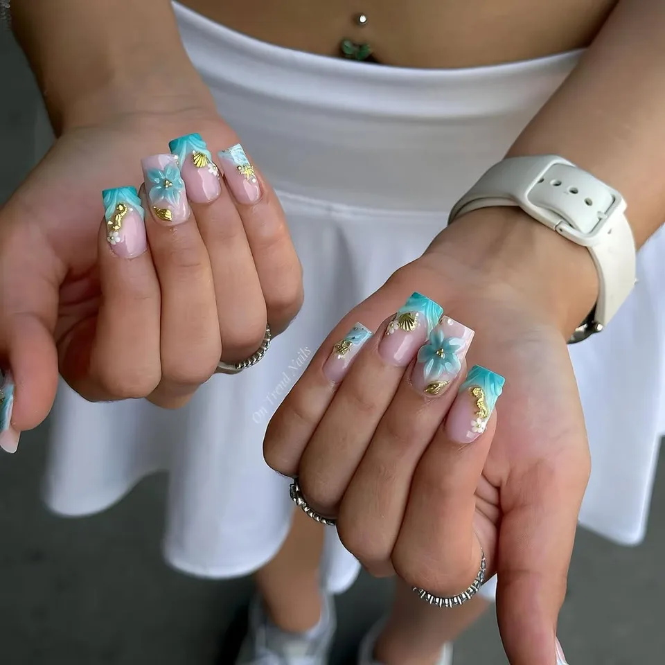 Custom Nail Art, 3D Charms, Chrome & Cat-Eye